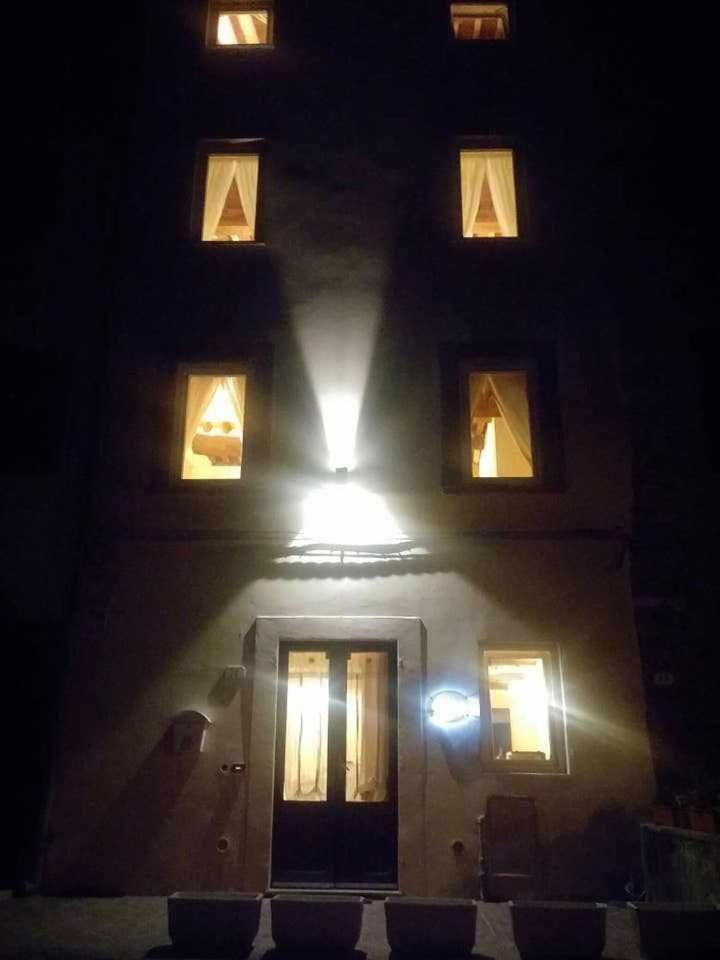 La Bella *