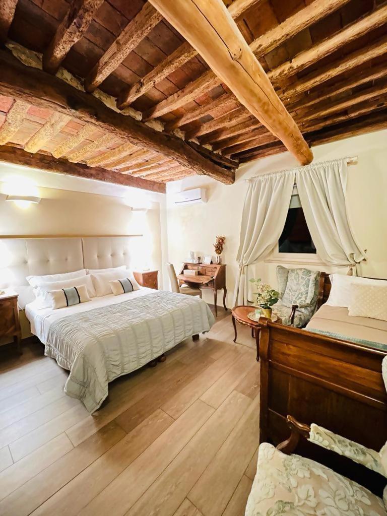 La Bella Bed & Breakfast *