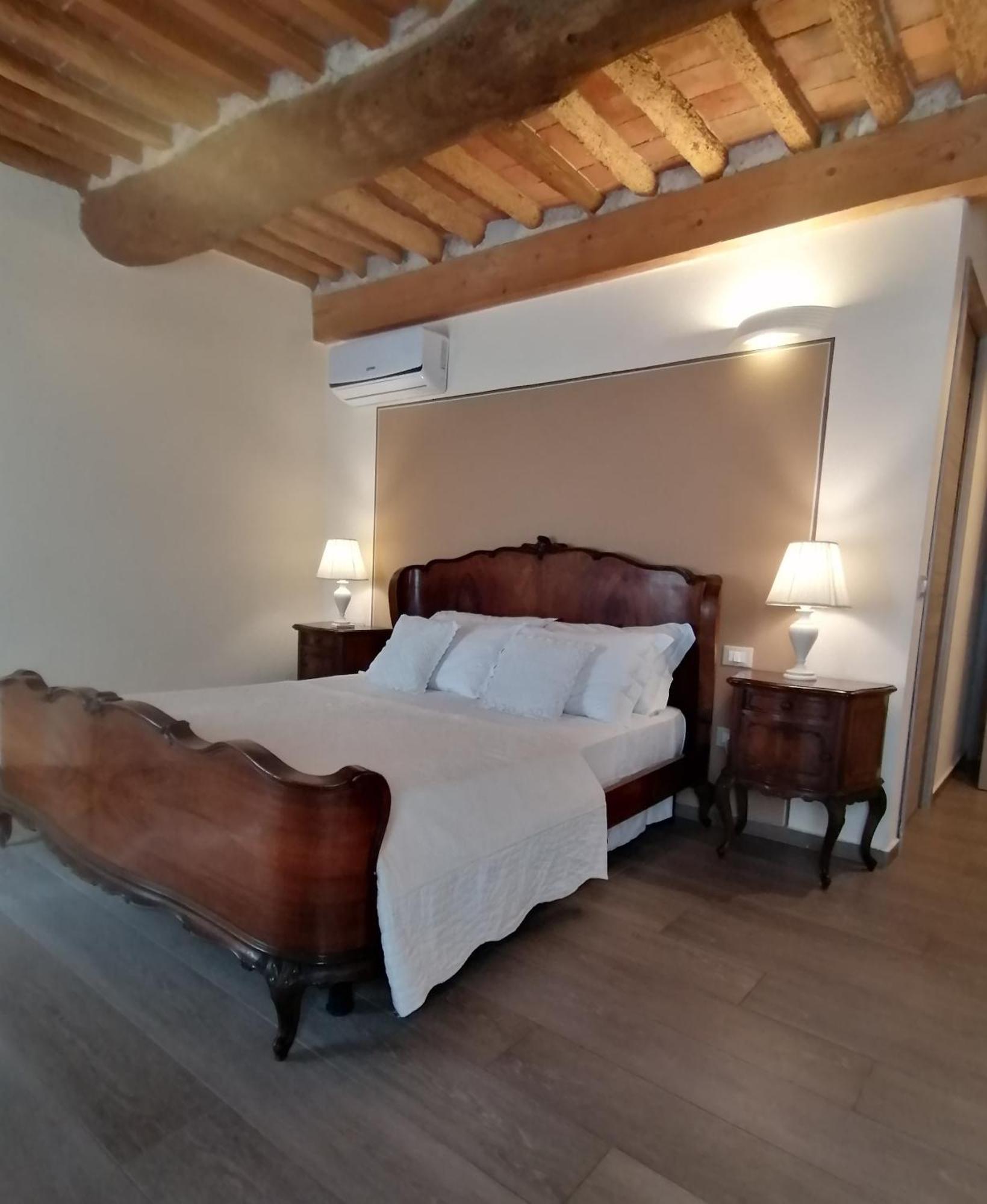 La Bella Bed & Breakfast